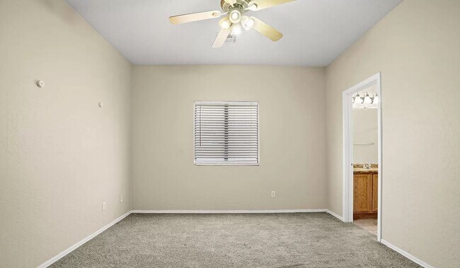 Photo - 1006 W St Anne Ave