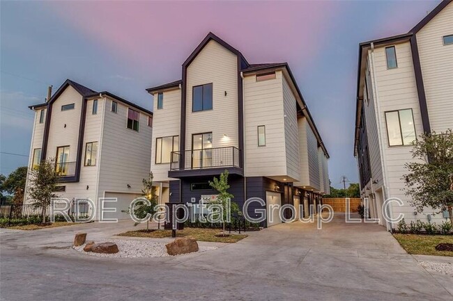 Photo - 3308 Birmingham Ave Unit 01