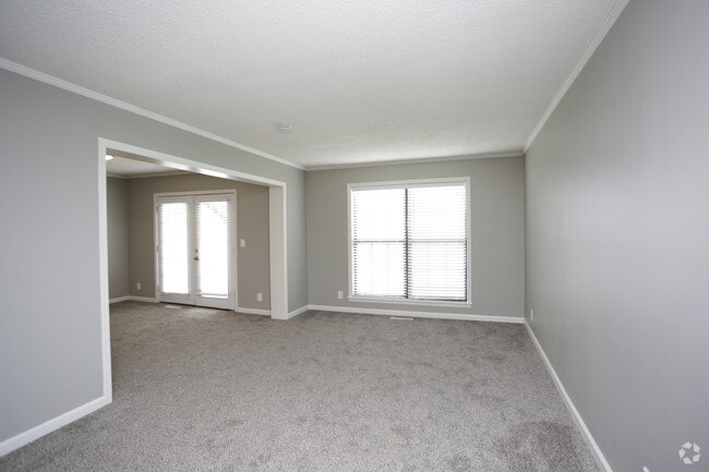 2BR, 2BA - Renovated_1180 SF
