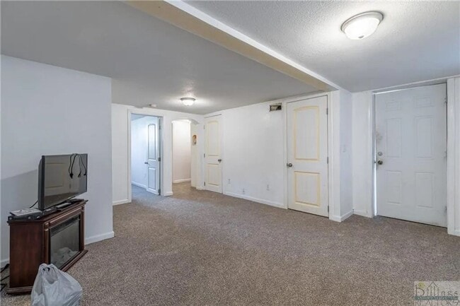 Photo - 21 Grand Ave Unidad Basement