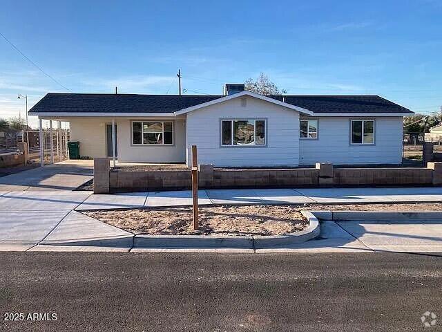 Building Photo - 44317 W Heritage Ln Rental