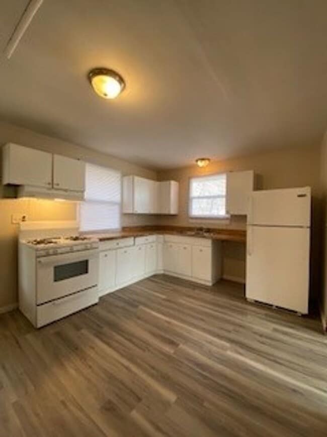 55363 Lexington Ave