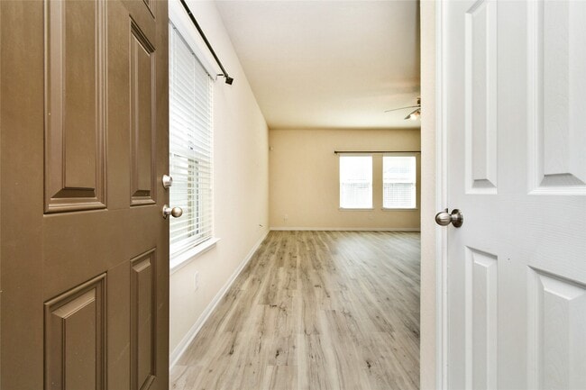 Photo - 3227 Thicket Path Way