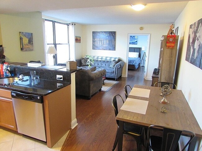 Photo - 4301 Park Ave Unit 8E