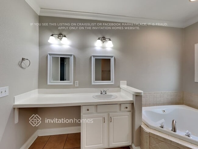 Photo - 915 Rome Pike