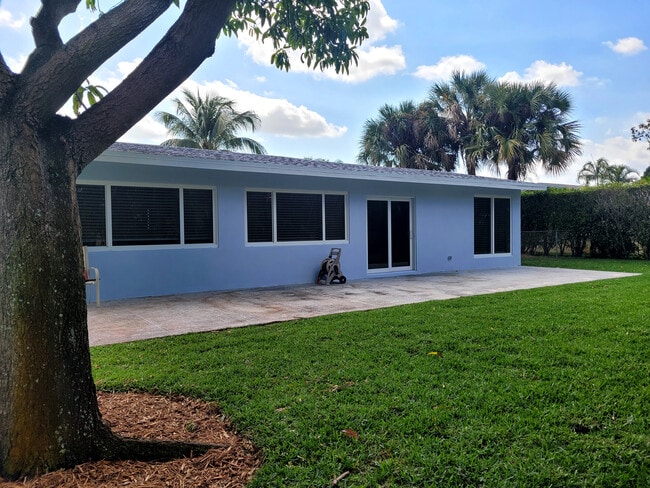 Photo - 828 Cinnamon Rd