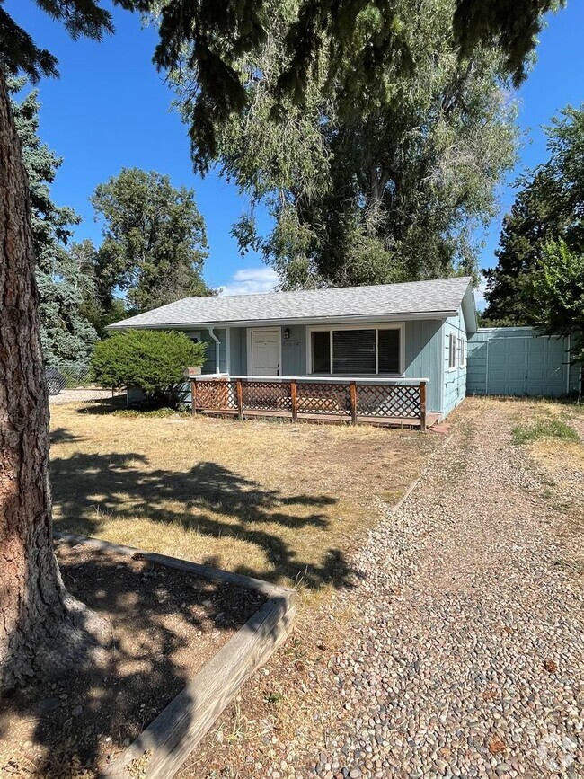 Building Photo - STUDENTS WELCOME! Rustic Home in NW Ft. Co...