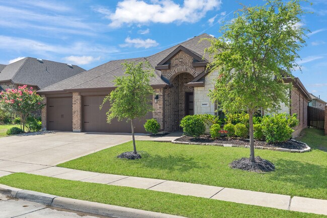 Photo - 3057 Maverick Dr Casa