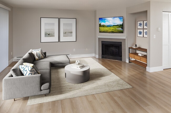 Sala de estar renovada - Avana Birch Pointe