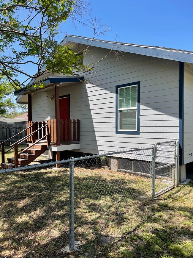 507 Short St