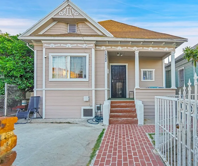 Building Photo - 1522 W 29th St Rental