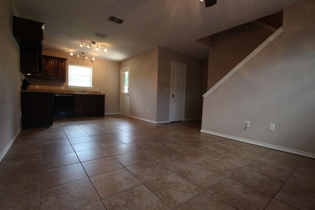 Photo - 2 Bed 1.5 Bath Townhome in Lindale! Unit 16024 FM 16 W