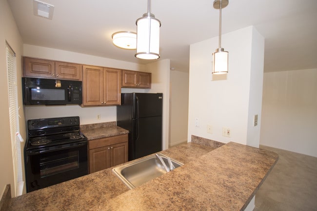 Photo - The Bluffs at Clary's Forest Apartments