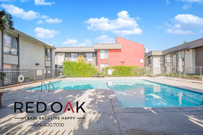 Building Photo - 21315 Roscoe Blvd Unit 142