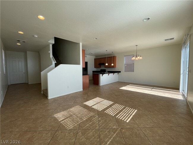 Photo - 10662 Summerbell St