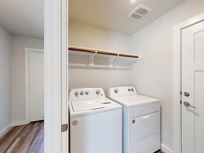 Photo - "Charming 3-Bedroom Retreat in College Station!"