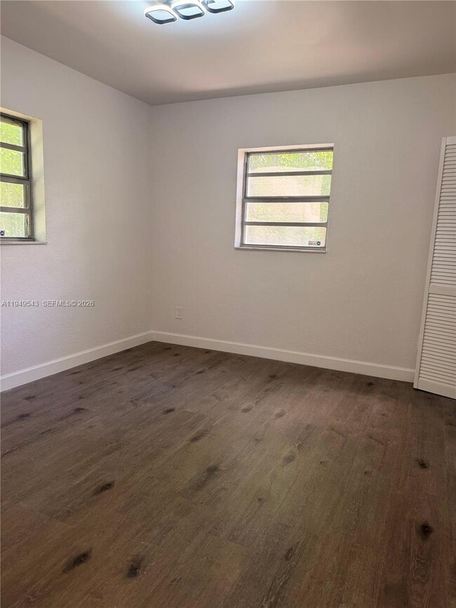 Photo - 634 NW 12th Ave Unidad 1