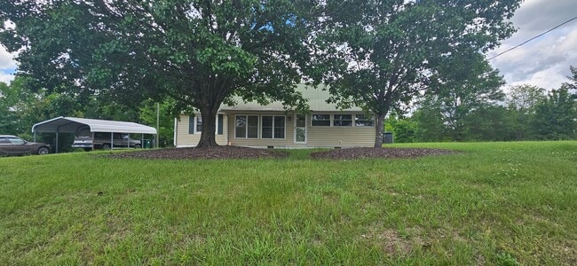 Photo - 3259 Old Greensboro Rd
