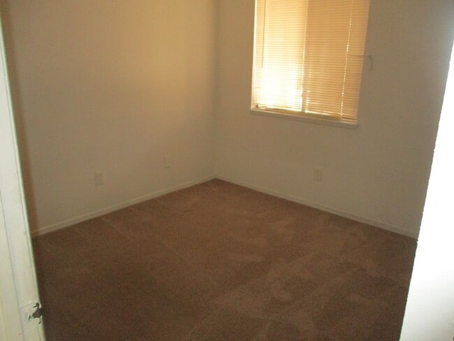 Photo - 2209 N Jones Blvd Unit 2209 N Jones Blvd #2