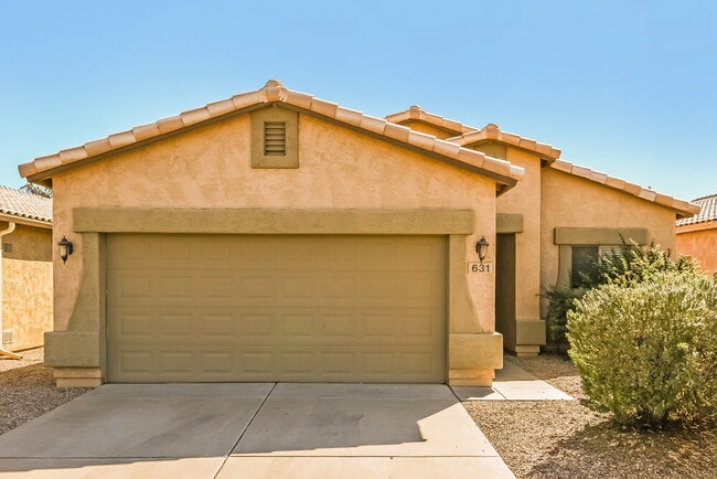 Building Photo - 631 E Renegade Pl