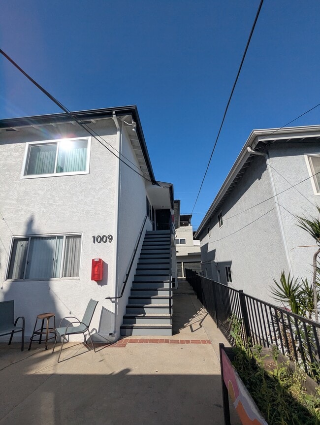 Photo - 1009 E Grand Ave Unidad 1