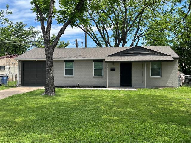 Building Photo - 936 Pindar Ave