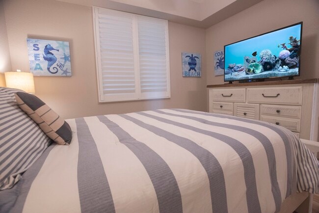 Building Photo - 1010 Tidewater Shores Loop Unit 204