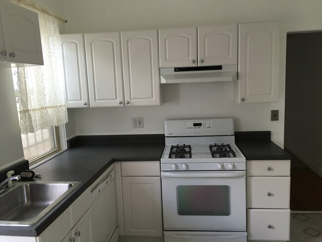 Photo - 77 S 19th St Unidad 2