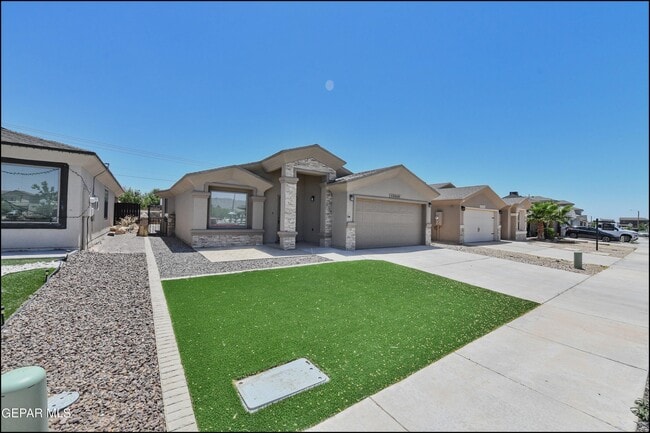 Building Photo - 12060 Mesquite Thorn Dr