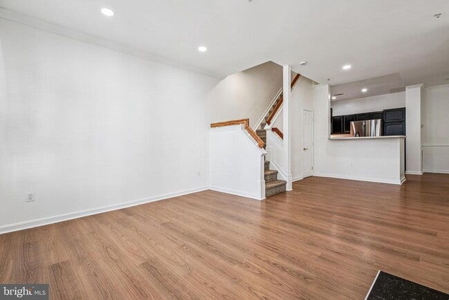 Photo - 8 Crusader Ct