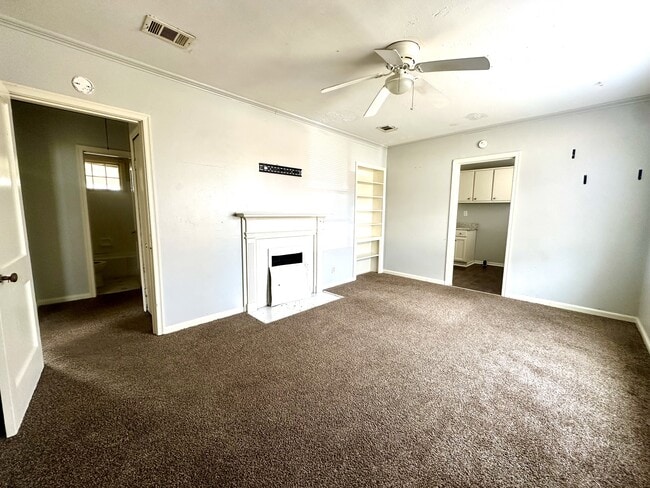 Photo - 601 E Adair St