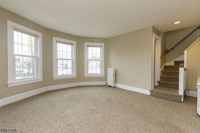 Photo - 11 Montague Pl
