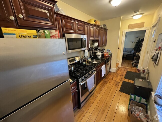 Building Photo - 14 White Street Pl Unit R Rental