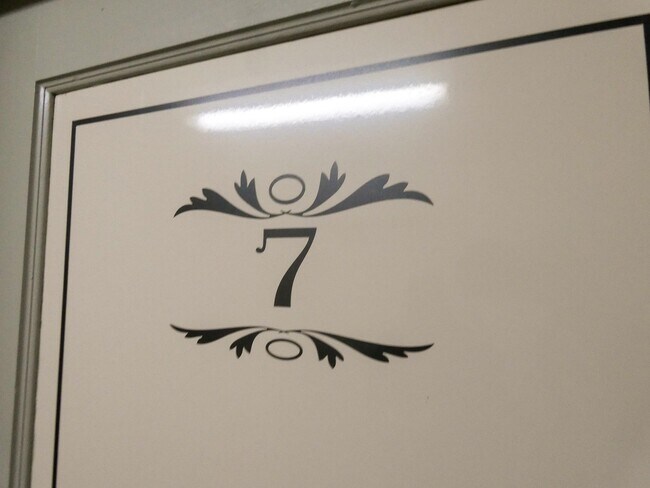 Photo - 15 E Main St