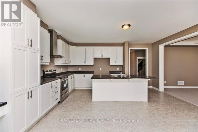 Photo - 218 Ponderosa St