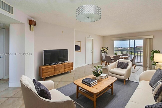 Building Photo - 850 SW 138th Ave Unit 409D