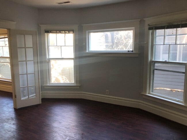 Photo - 1618 NW Kearney St.