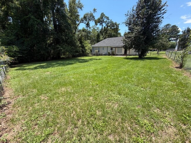 Photo - 206 Buckston Ct