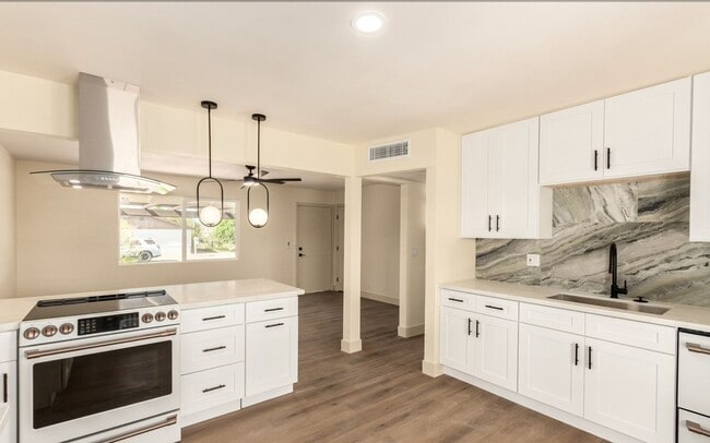 Photo - 12613 N 29th Ave