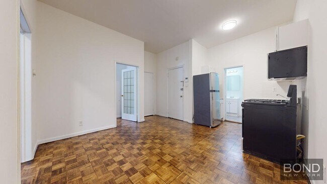 Photo - 922 Third Avenue Apartamento Unidad 2F