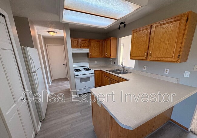 Photo - 3236 Bluefield Pl