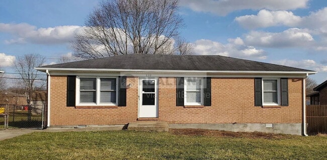 Photo - 530 Foxwood Dr