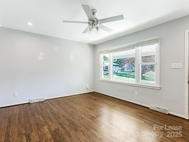 Photo - 3523 Clardy Ct