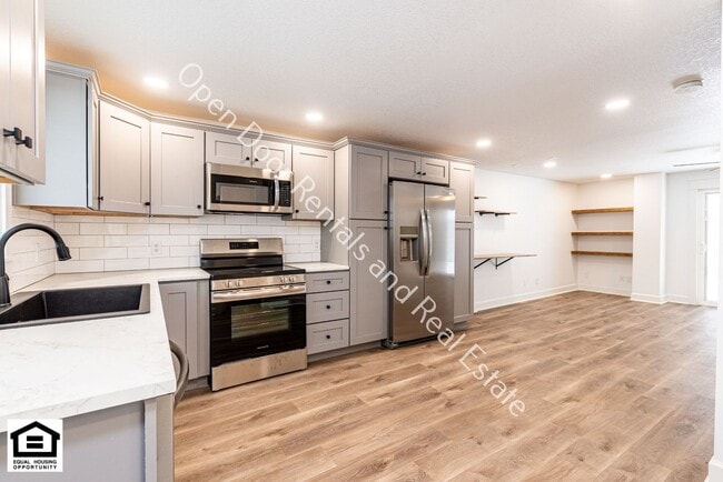 Photo - 15110 Tally Ho Dr Unit 15110 Tally Ho Dr - #7