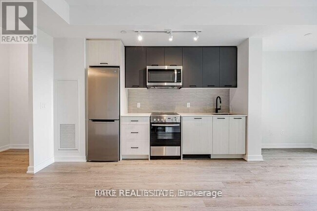 Photo - 2300 St Clair Ave W Unit 415