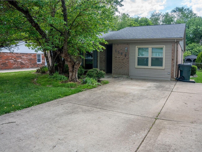 Photo - 1193 Kalone Way
