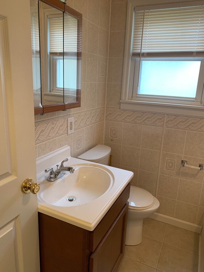 Photo - 343 Hayes Ave