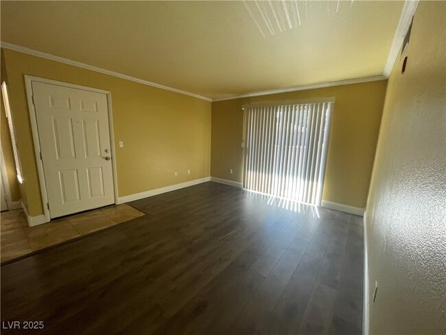 Photo - 1150 N Buffalo Dr Unit 1041