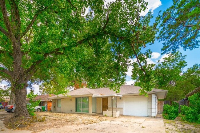 Photo - 5229 W 43rd St Casa