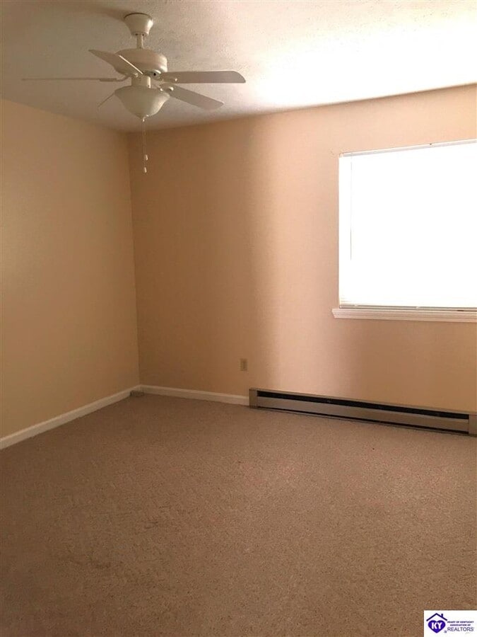 Photo - 503 Independence Ct